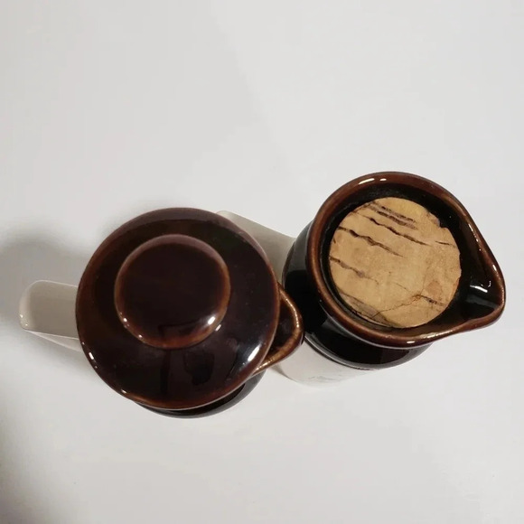 Ye Old  Canadian Crock Pints Abernakis Mini Pitchers with Cork Stoppers. - Picture 6 of 7